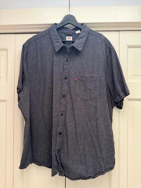 Levi's Men's Short-Sleeve Button-Down Shirt - Charcoal Gray